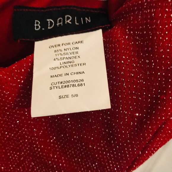 Elegant Red Sequin Dress - Picture 3 of 3